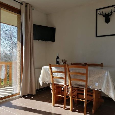 Appartement 2 Chambres Au Calme Les Angles  Exterior foto