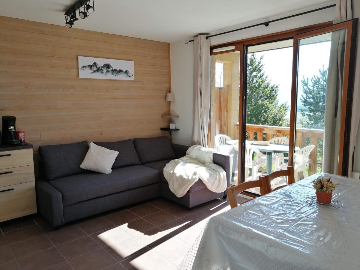 Appartement 2 Chambres Au Calme Les Angles  Exterior foto